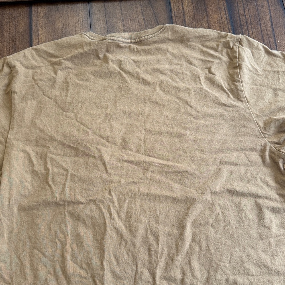 Carhartt medium and Timberland large Brown and Tan Pocket Tees - Picture 8 of 9